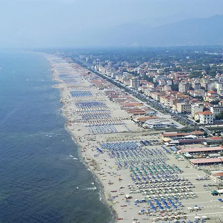 Paola By Interhome *