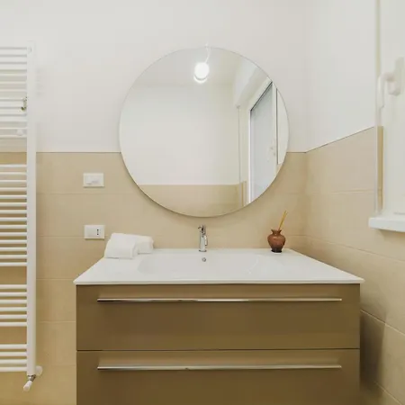 Paola By Interhome * Viareggio