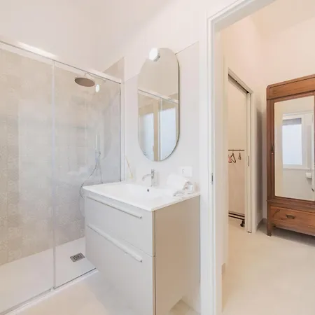 Paola By Interhome * Viareggio