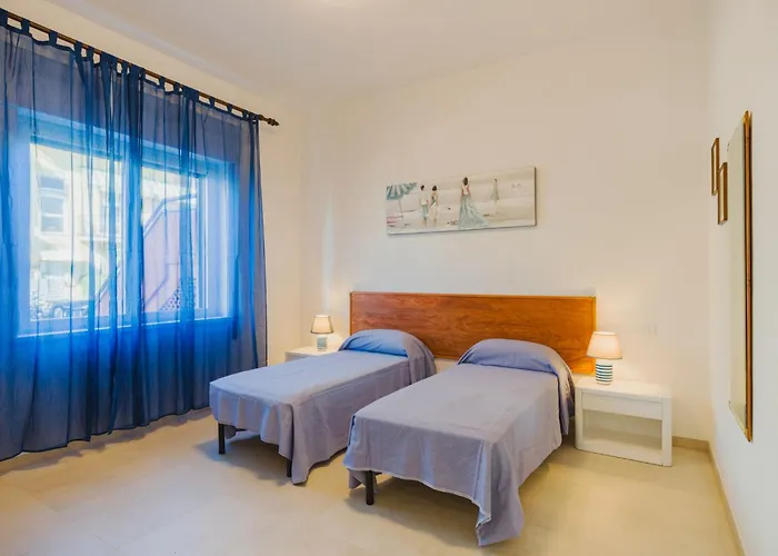 Paola By Interhome Apartamento