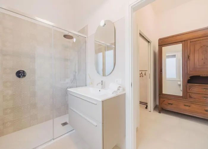 Paola By Interhome * Viareggio